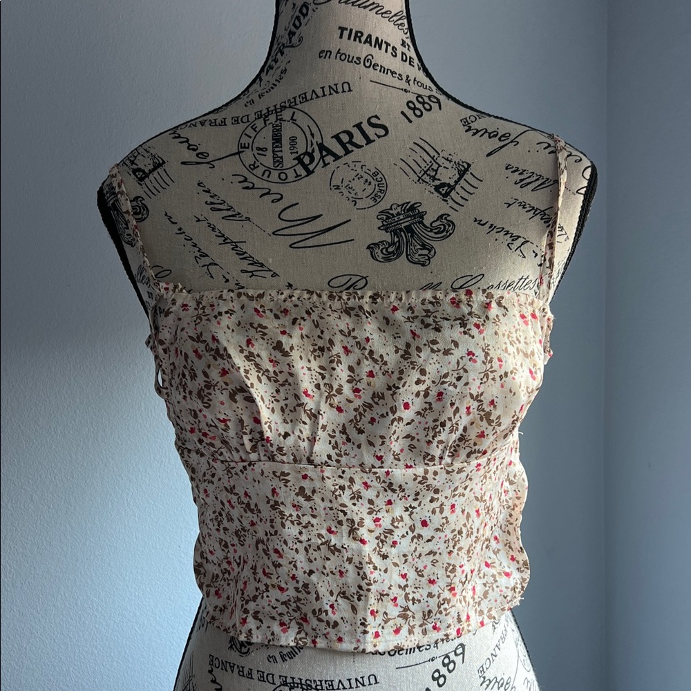 SHEIN Backless Cream Floral Cami
